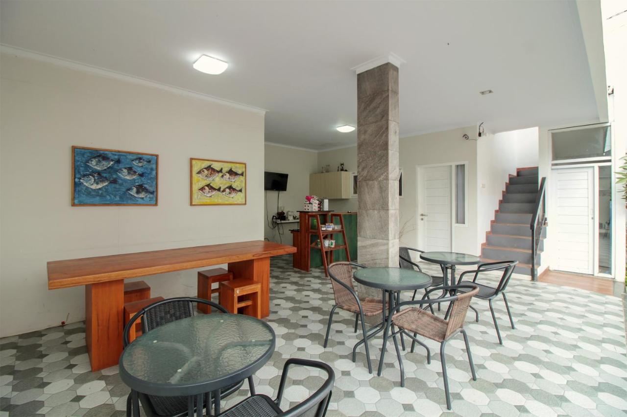 Oyo 396 Tibrae Residence Syariah Lembang Εξωτερικό φωτογραφία